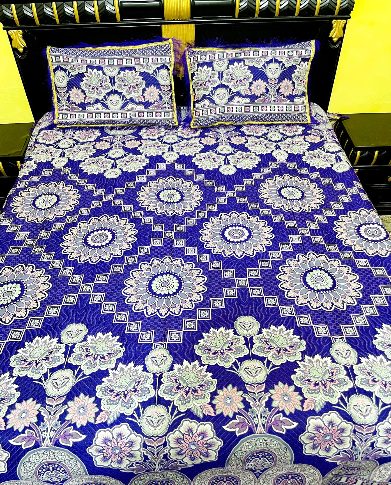 Mutlani gola double bed sheet king size