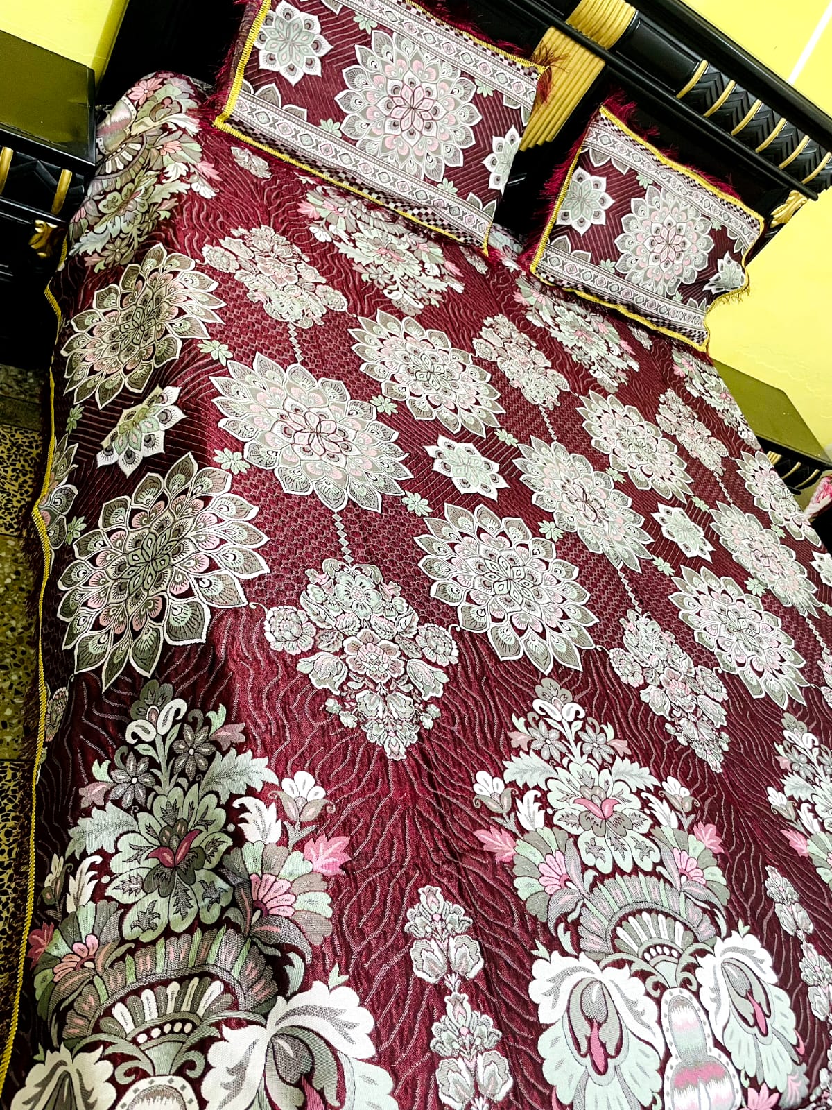 Mutlani gola double bed sheet king size